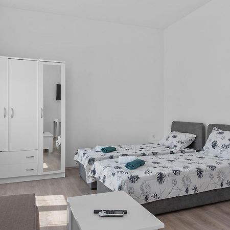 Mima Apartments Риека Экстерьер фото