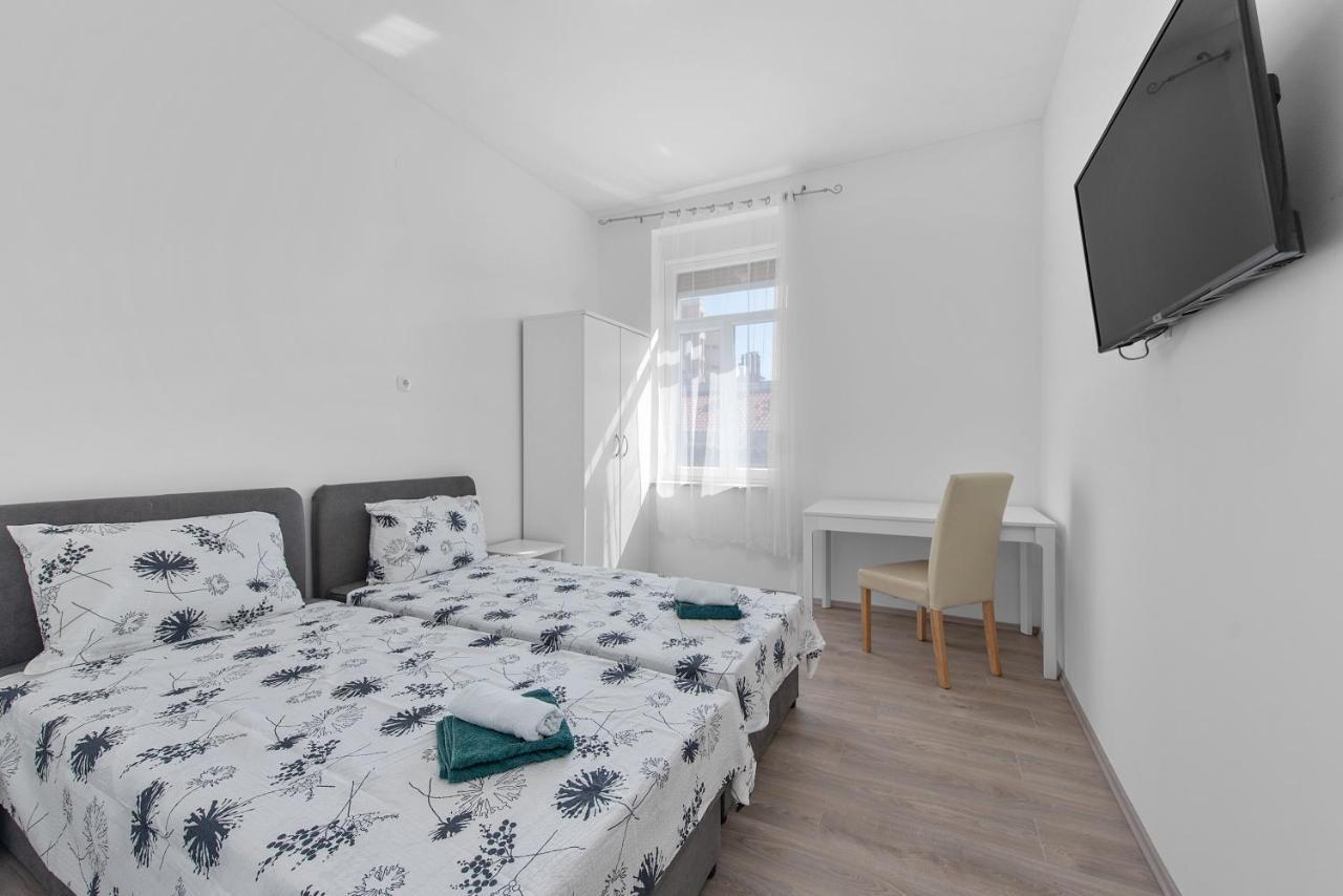 Mima Apartments Риека Экстерьер фото