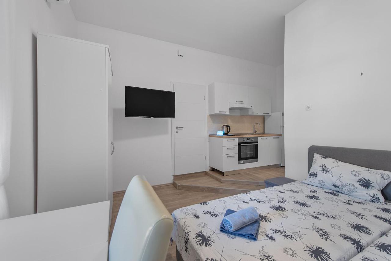Mima Apartments Риека Экстерьер фото