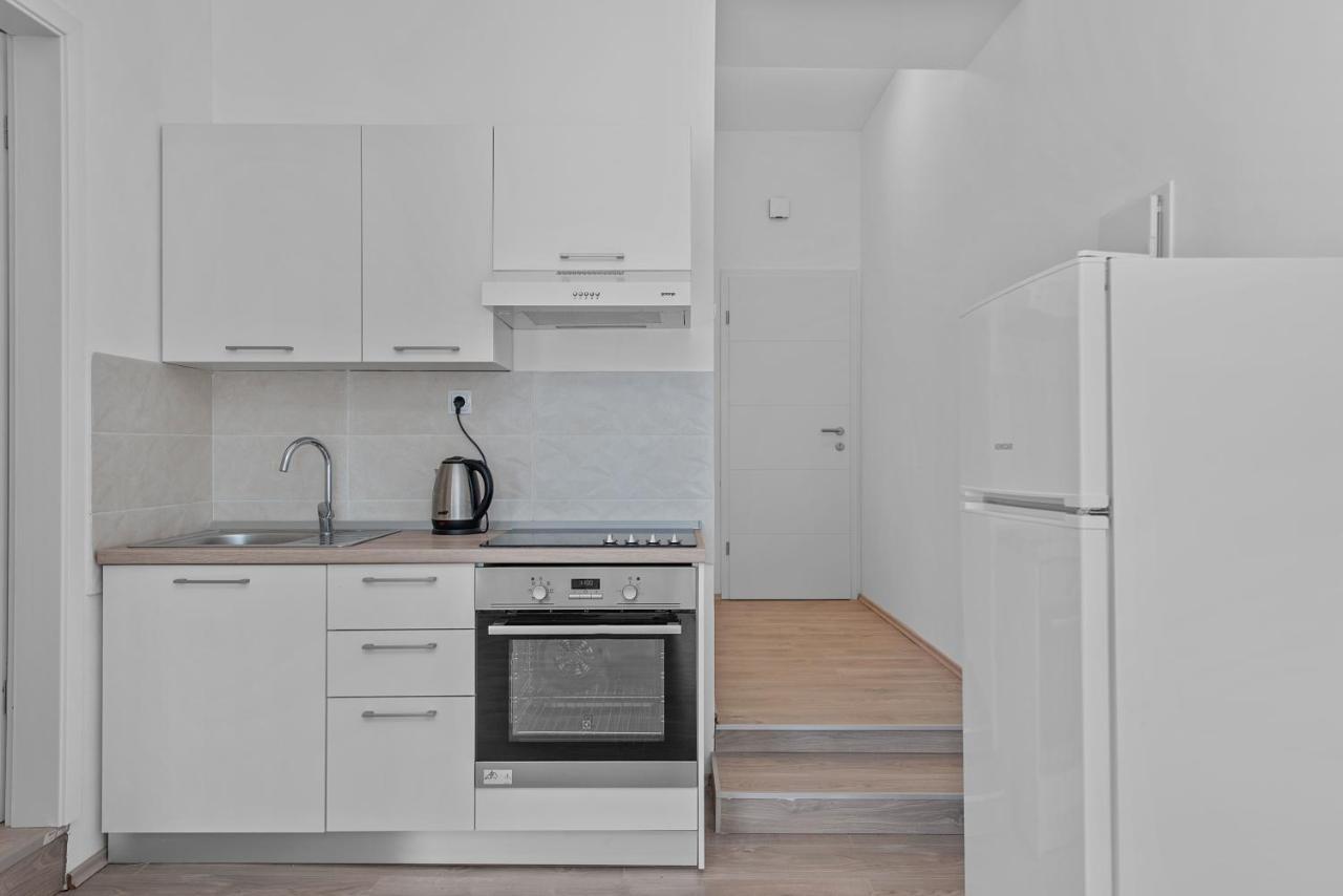 Mima Apartments Риека Экстерьер фото